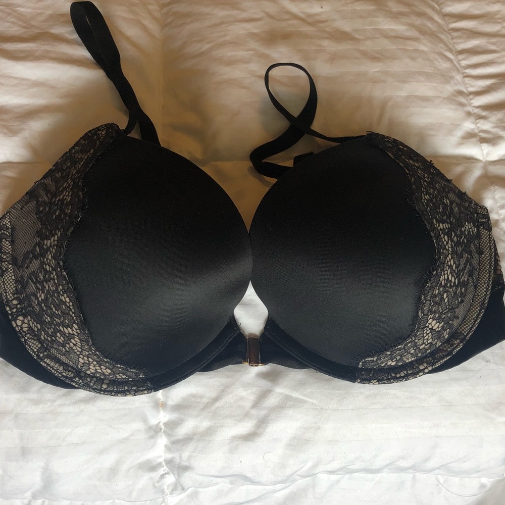 Victoria’s Secret Black Lace Plunge Push Up Bra